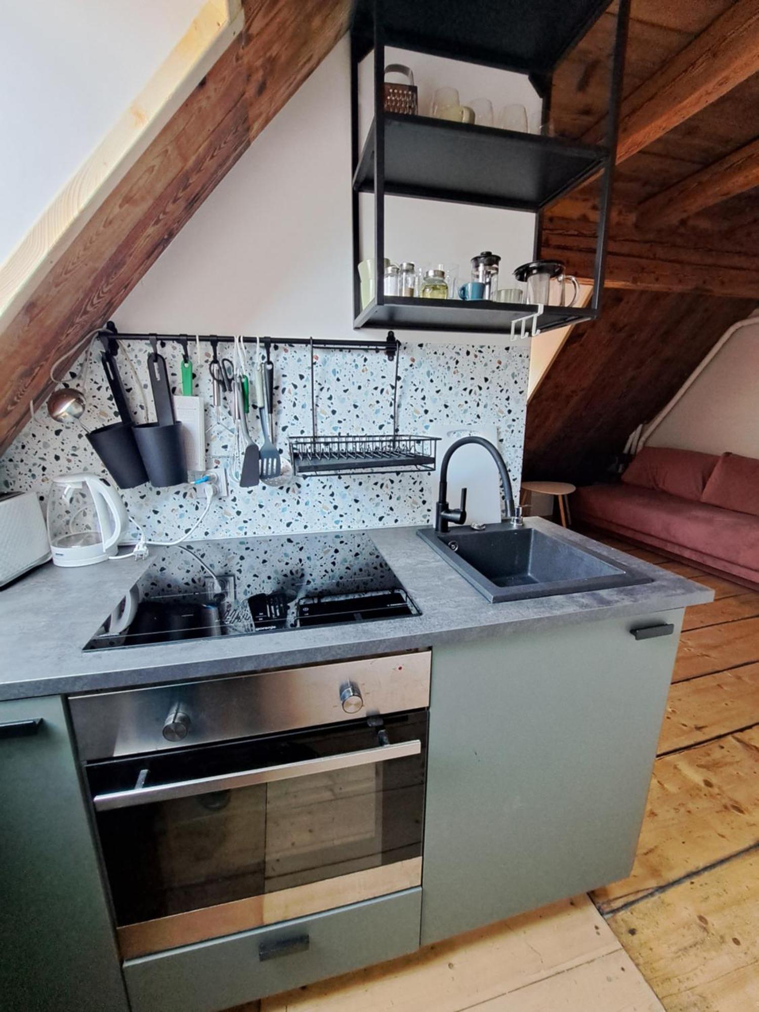 Gorskie Apartamenty Kowary Rom bilde